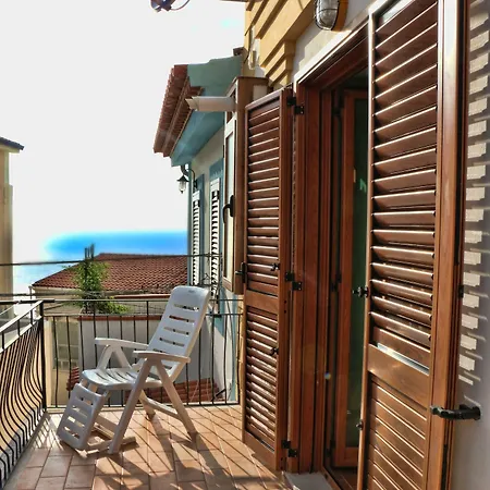 La Casa Di Ivana Oda ve Kahvaltı San Nicola Arcella