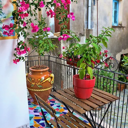 La Casa Di Ivana לינה וארוחת בוקר