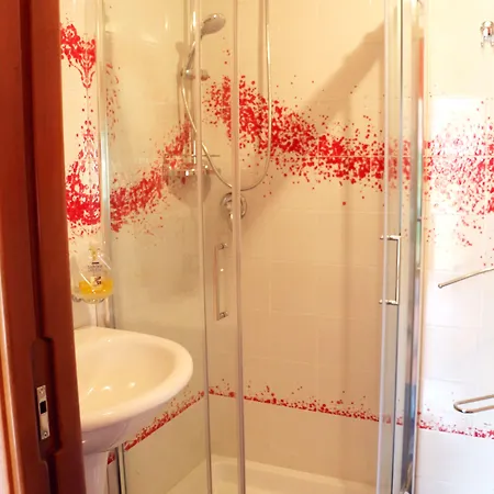 La Casa Di Ivana Oda ve Kahvaltı 3*