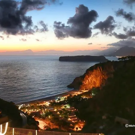 Oda ve Kahvaltı La Casa Di Ivana 3*