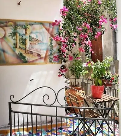 La Casa Di Ivana סן ניקולה ארצ'לה