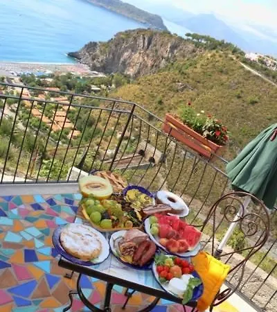 La Casa Di Ivana Oda ve Kahvaltı 3*