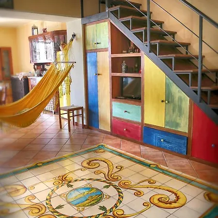 La Casa Di Ivana 住宿加早餐酒店 3*