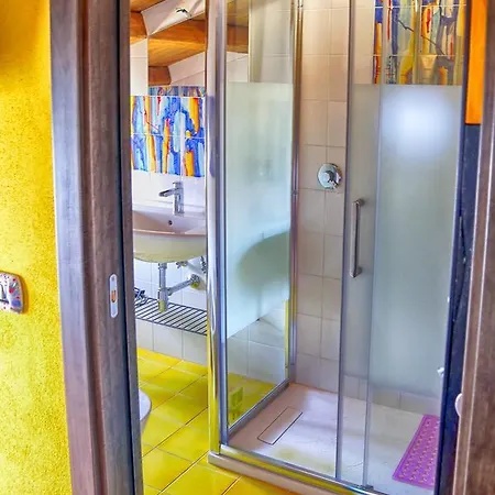 La Casa Di Ivana לינה וארוחת בוקר 3*