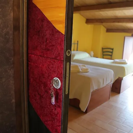 La Casa Di Ivana Oda ve Kahvaltı